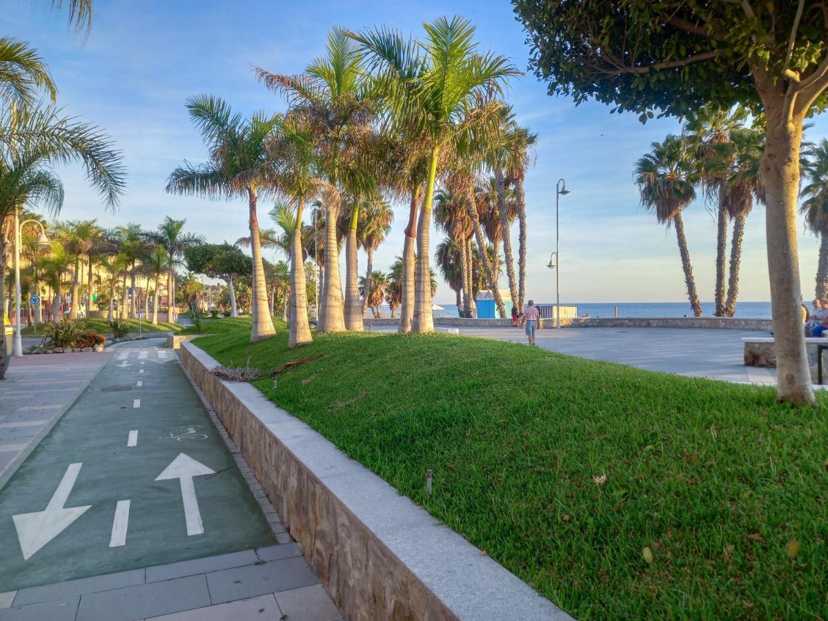 Apartamento Hibisco , Primera Linea De Playa Almuñécar Exteriör bild